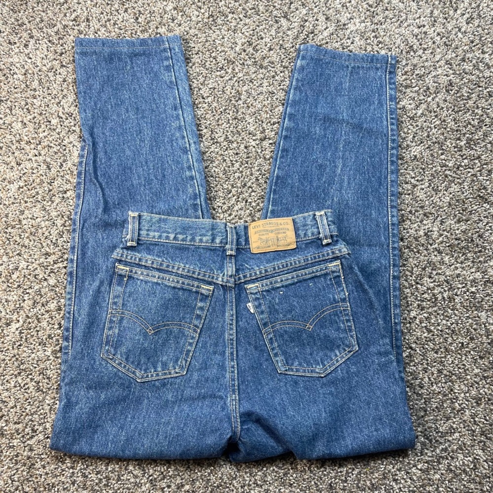 Vintage‎ Levi's Women's 22x27 Jeans USA Made High Rise Straight Denim 90s - Picture 9 of 10